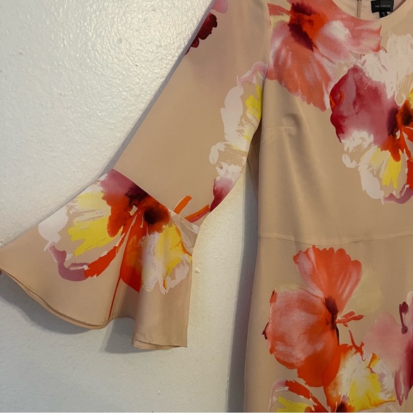 The Limited Bell Sleeves Crepe Dress - Picture 5 of 11